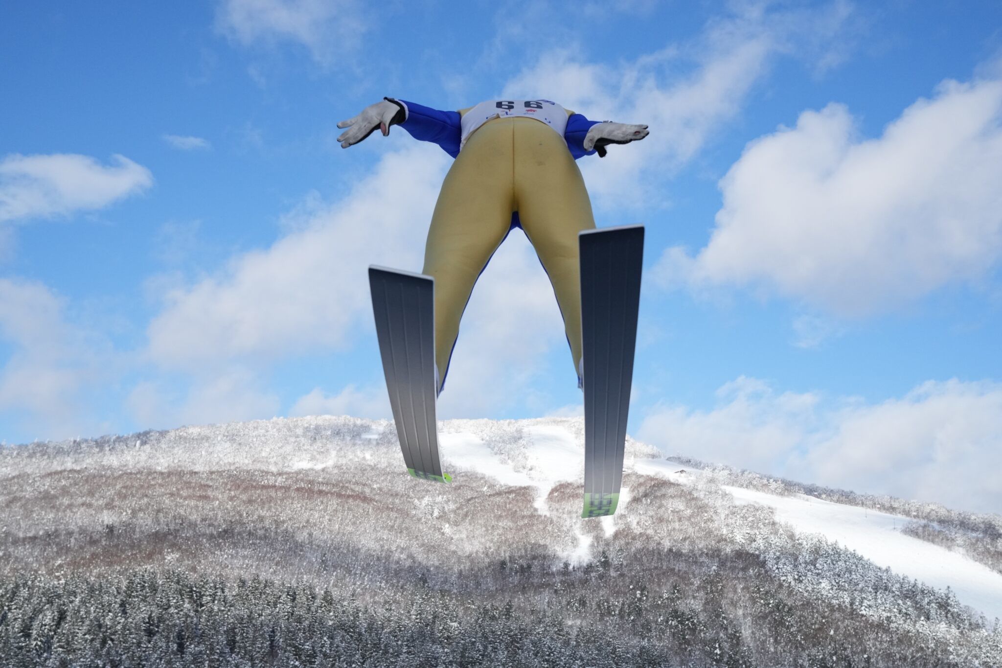 Sony A1 Ski Jump