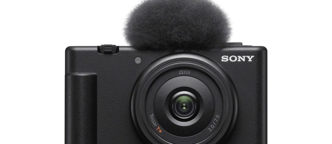 sony mirrorless camera for vlogging