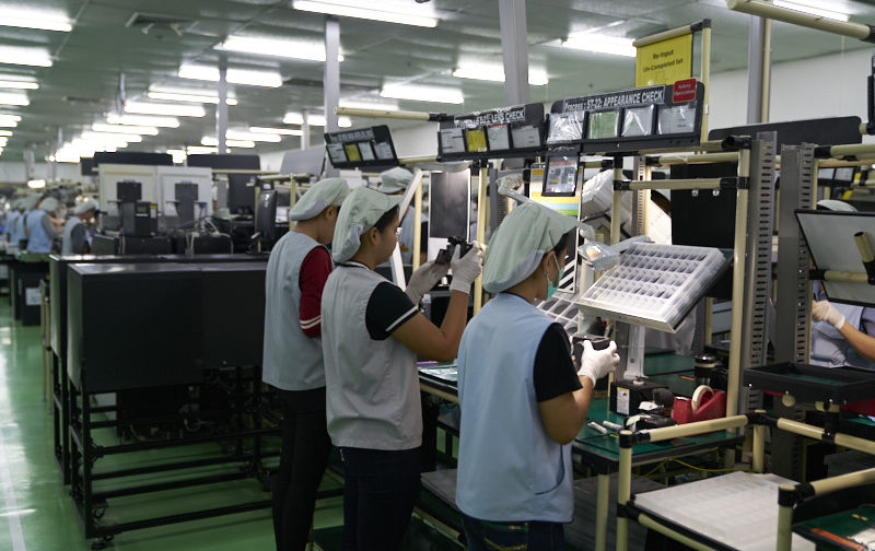 Inside Sony's Camera Factory