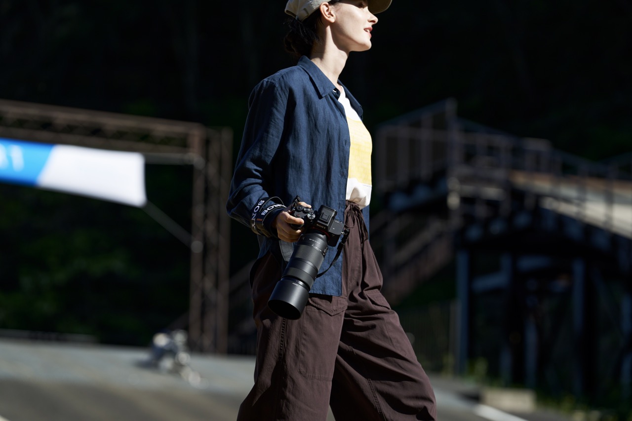 Sony Announces the FE 100–400mm F5.6–8 OSS